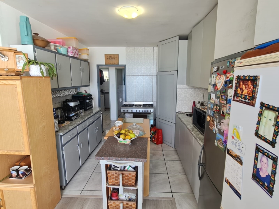 2 Bedroom Property for Sale in Strand Central Western Cape